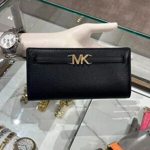 Michael Kors Women's Large Snap Leather Wallet